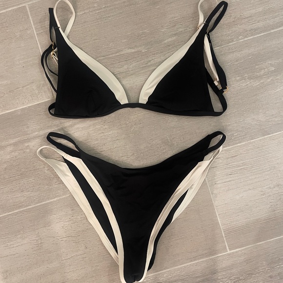 LSPACE top and bottom swimsuit bathing suit - Picture 6 of 9